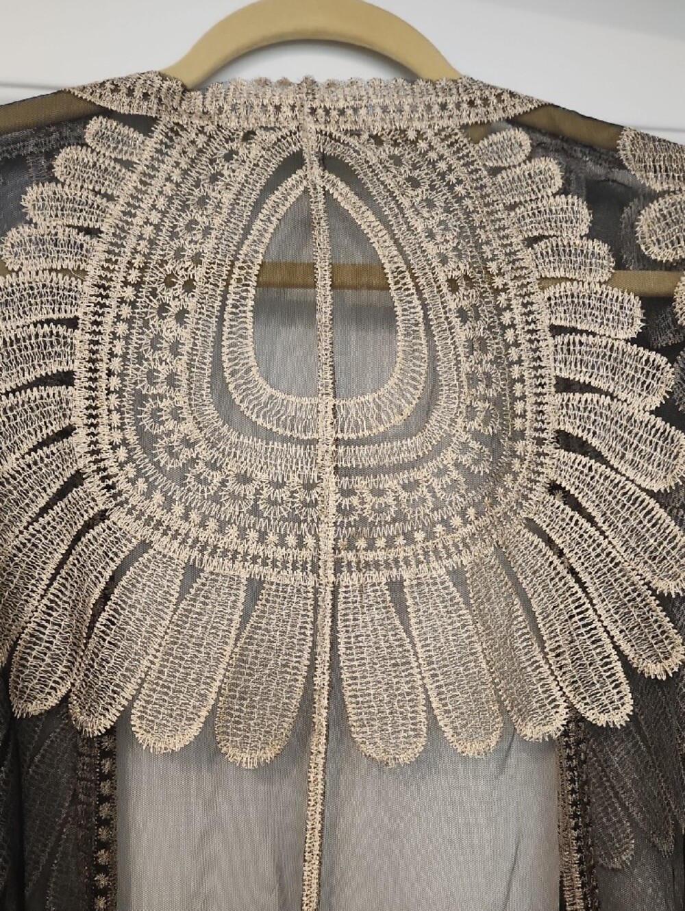 Beige Crochet Floral Kimono Jacket - Women - Picture 3 of 3
